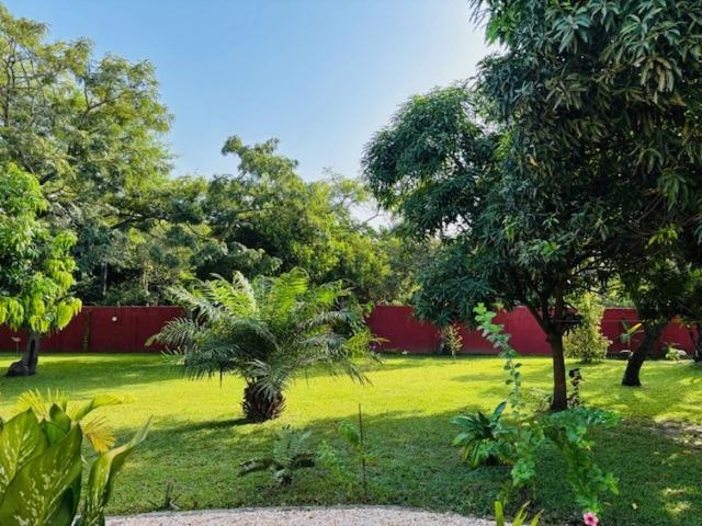 Heda House Bed and Breakfast Sanyang Buitenkant foto
